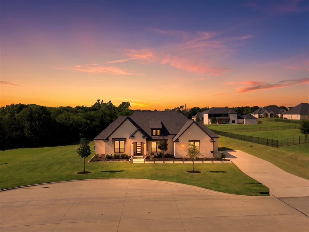 126 Buchanan Court — photo