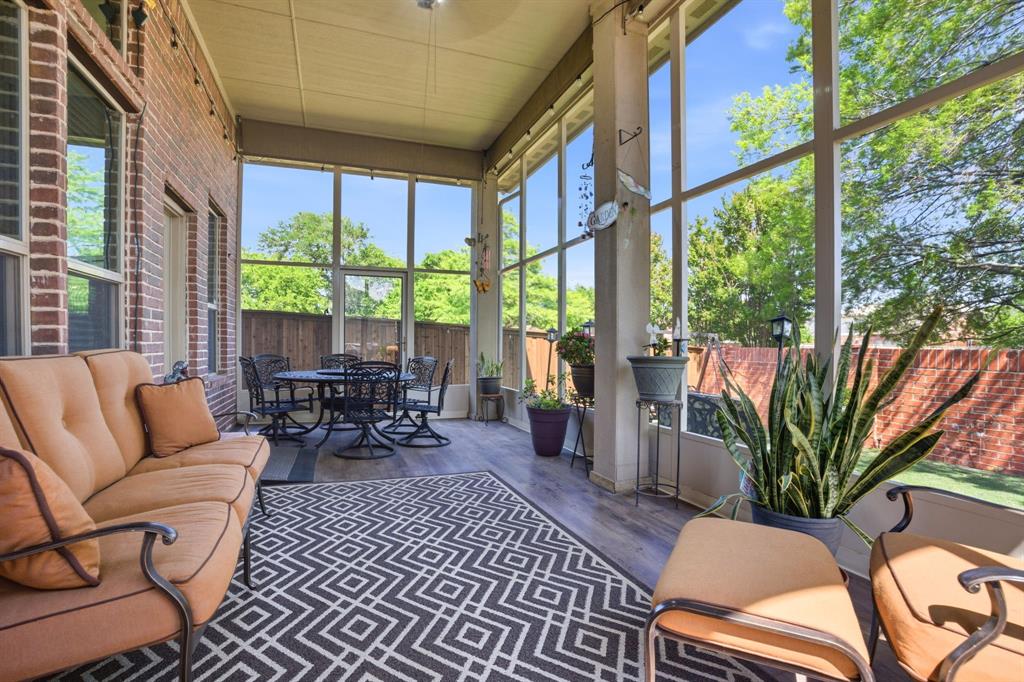 2312 Catherine Lane — photo