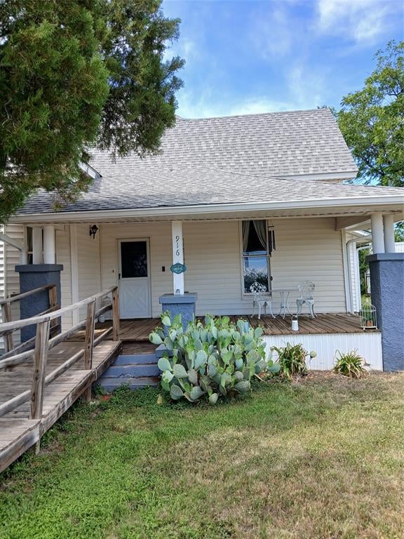 916 Austin Street — photo