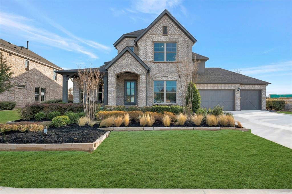 1401 Snapdragon Court — photo
