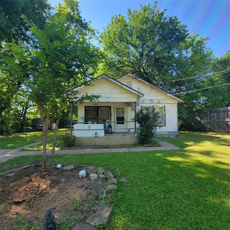 614 Stafford Drive — photo