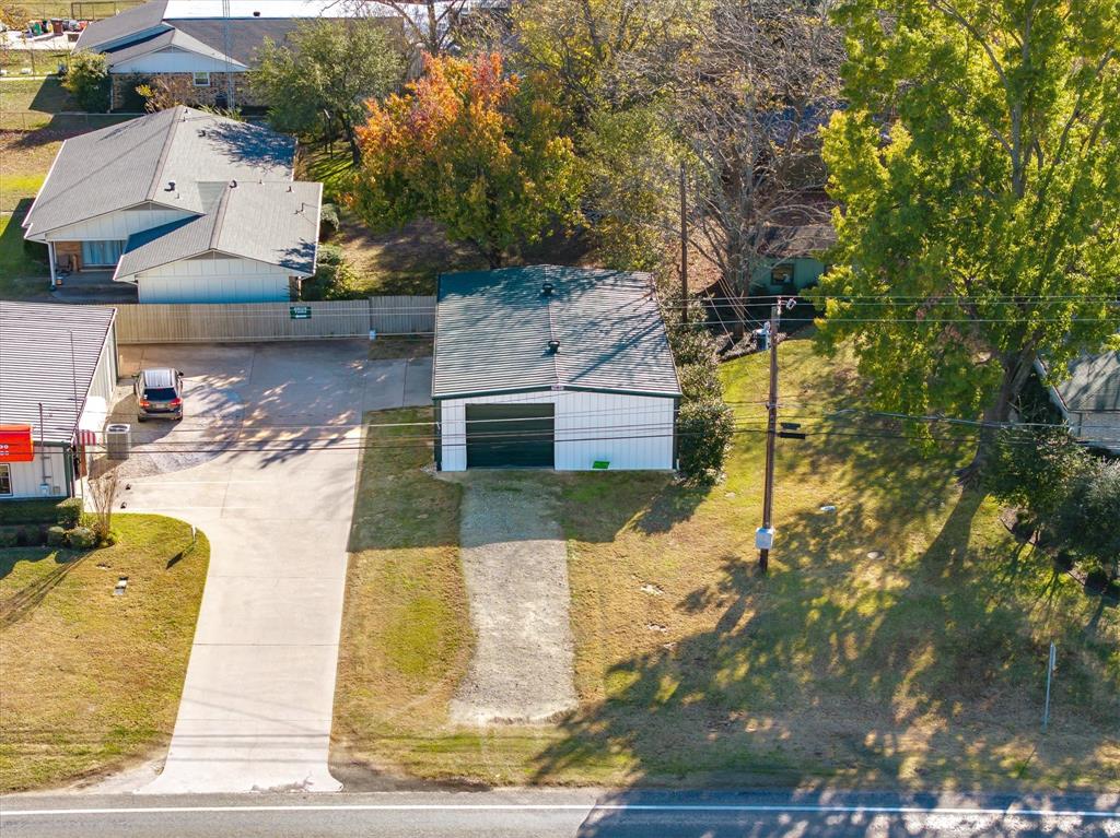 573 W State Highway 243 — photo