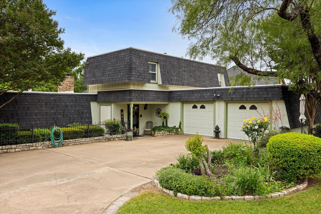 5007 Comanche Drive — photo