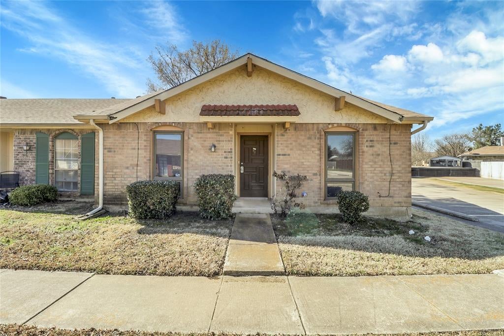 44 E Mountain Creek Drive — photo