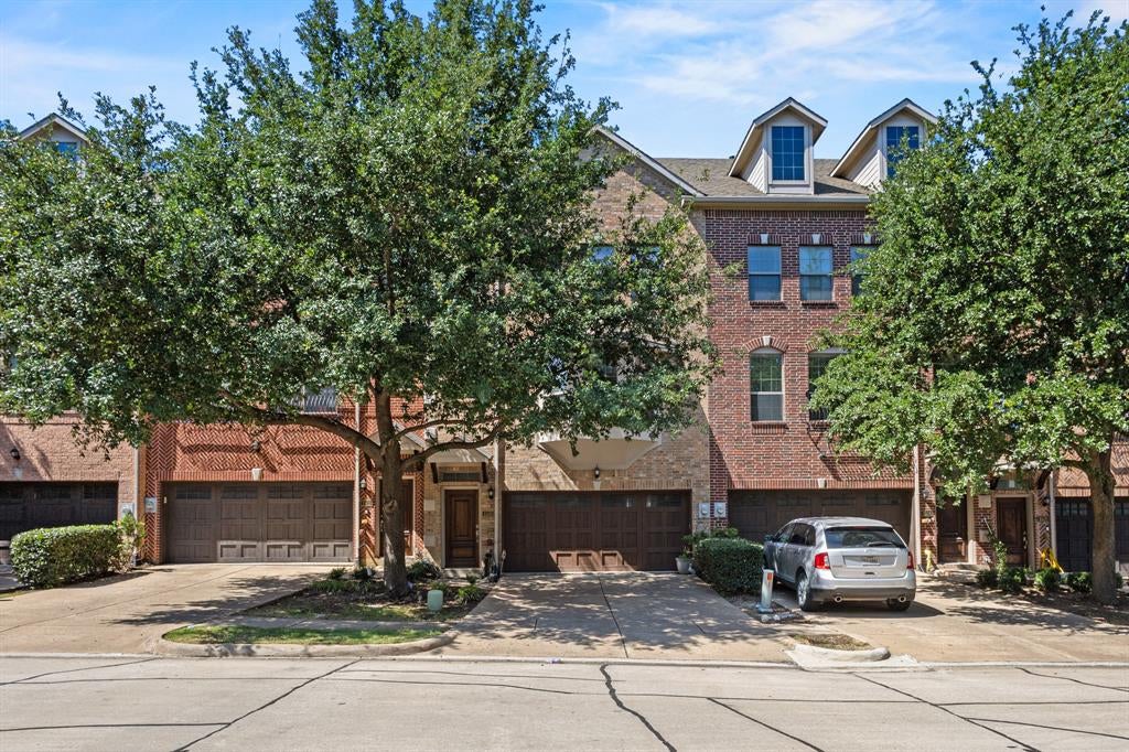 1530 Biltmore Lane — photo