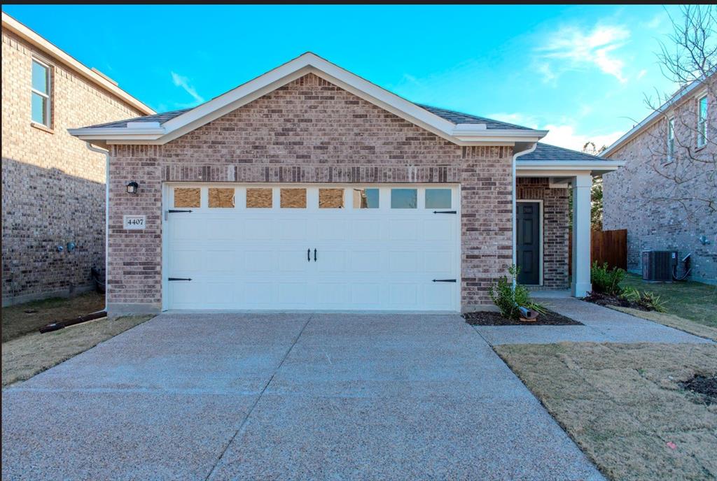 4407 Silverweed Lane — photo