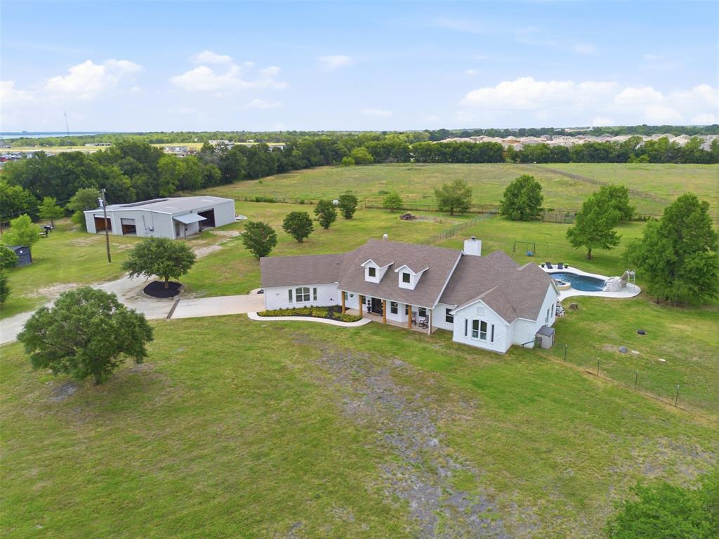 9390 Lakeridge Drive — photo