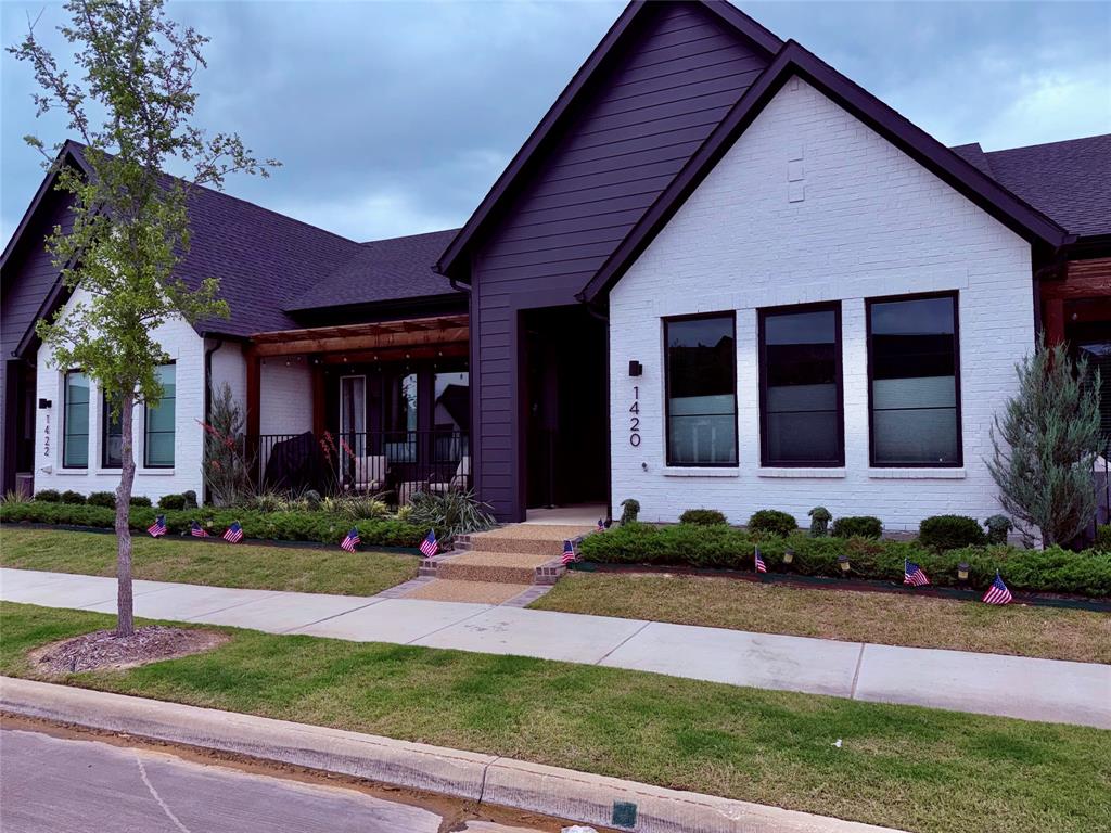 1420 Rose Willow Way — photo