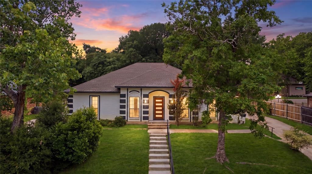 237 Bradford Drive — photo