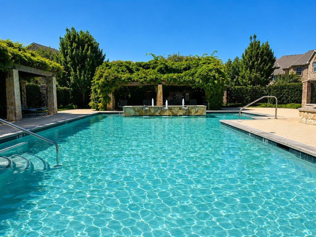 7221 Huckleberry Drive — photo