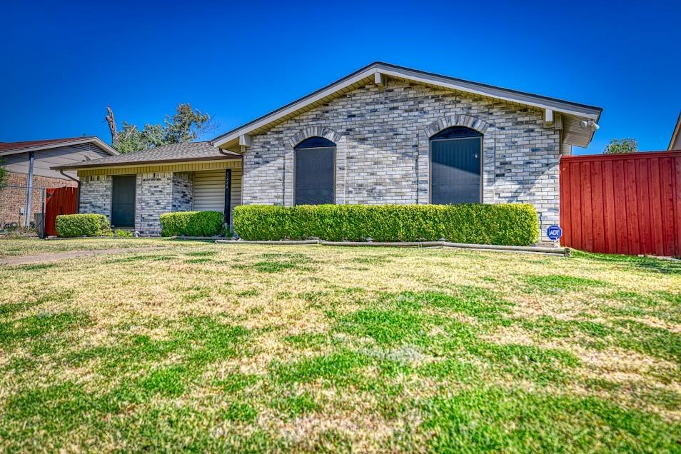 3224 Rockne Lane — photo