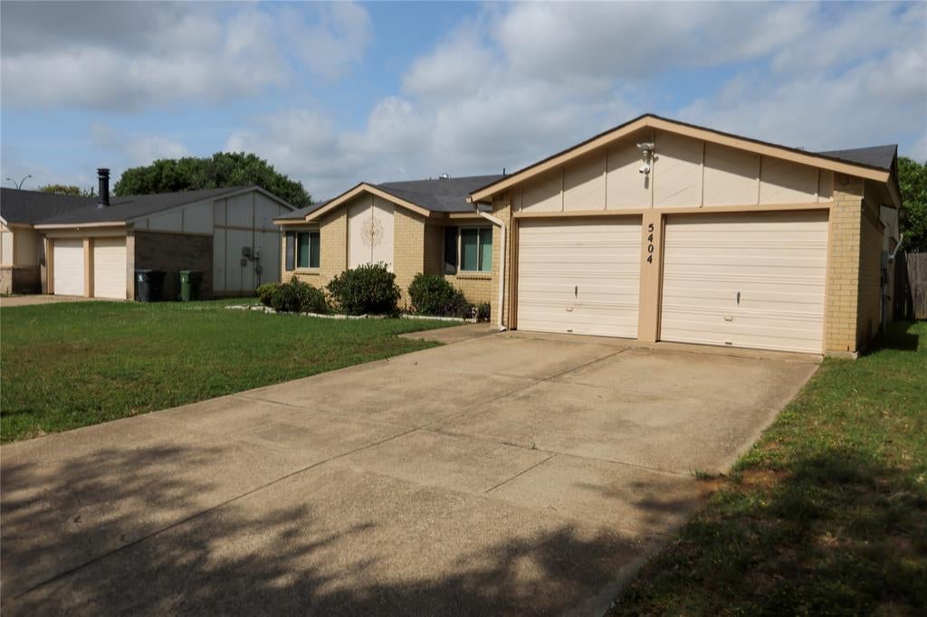 5404 Windy Meadow Drive — photo