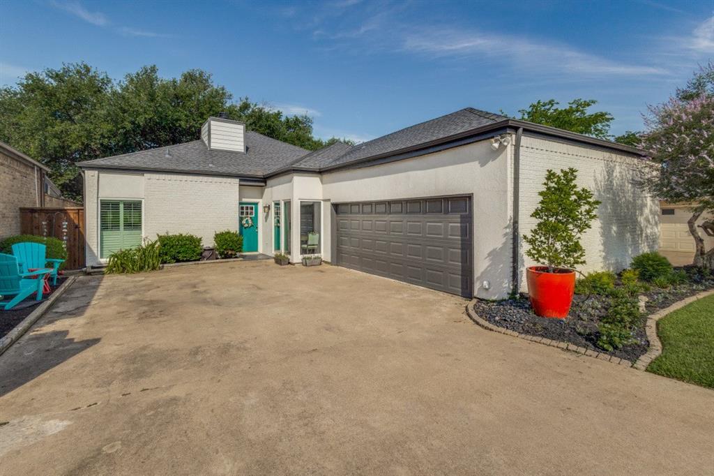 209 Oak Hill Drive — photo