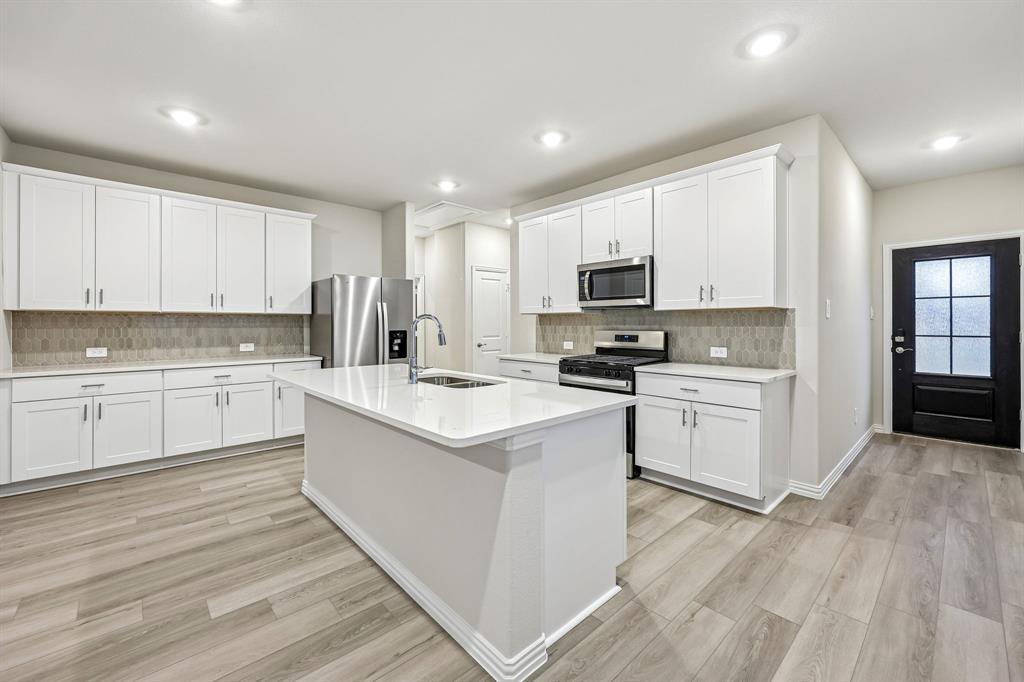 3044 Belton Drive — photo