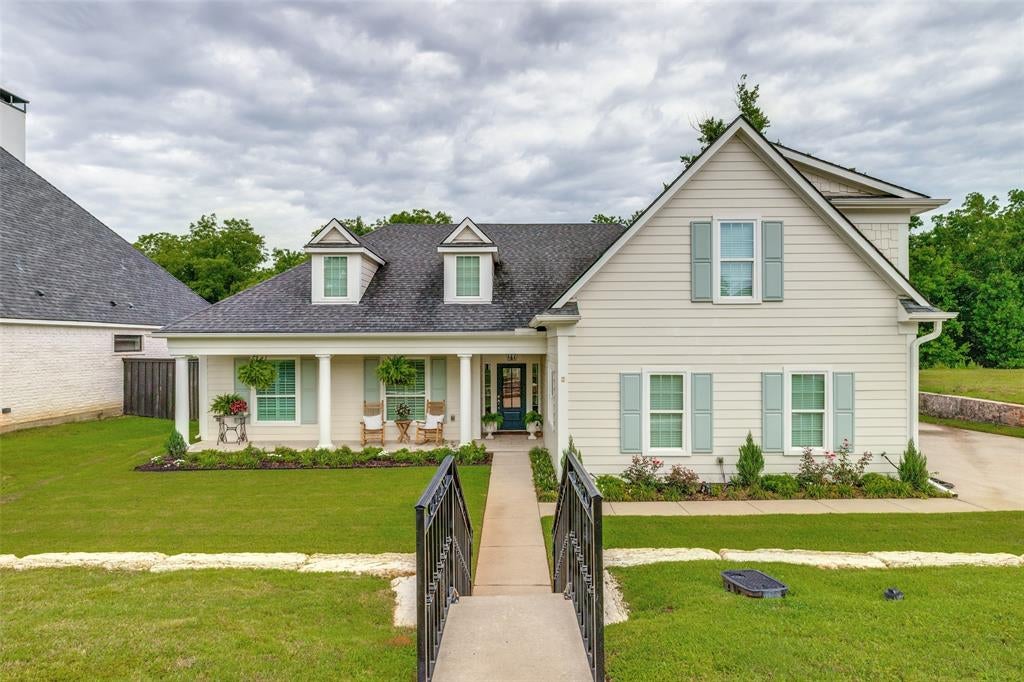 915 Waterloo Lake Drive — photo