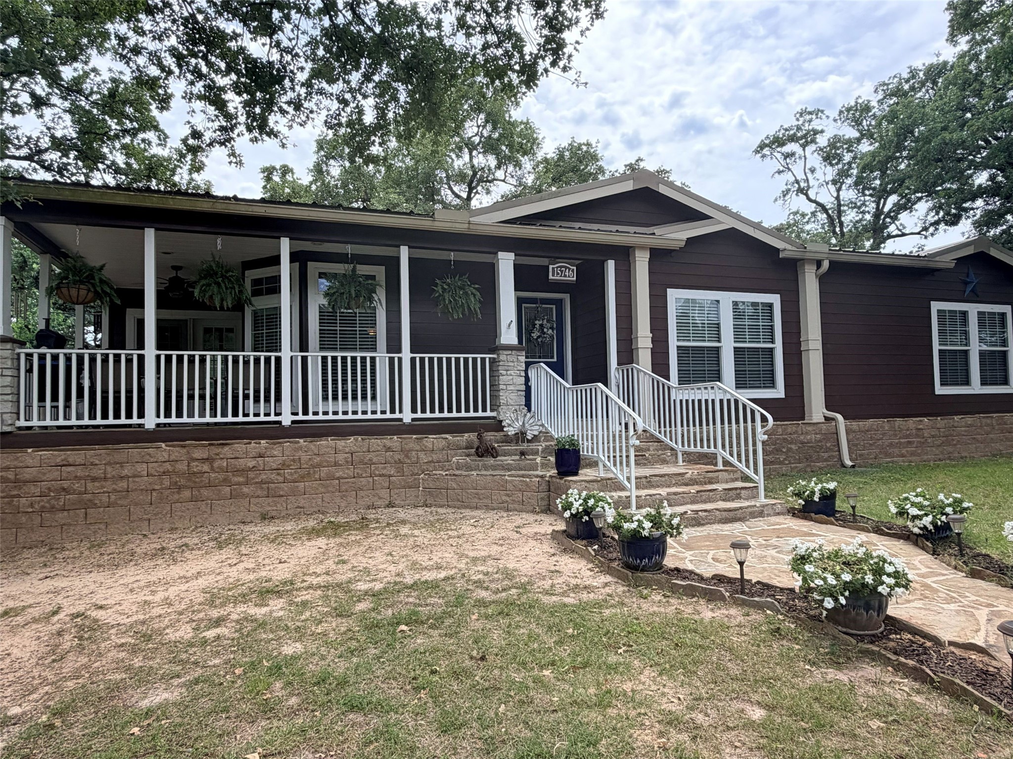 15746 Casa Verde — photo