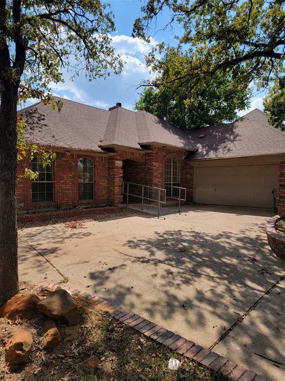 4904 Saddleback Road — photo