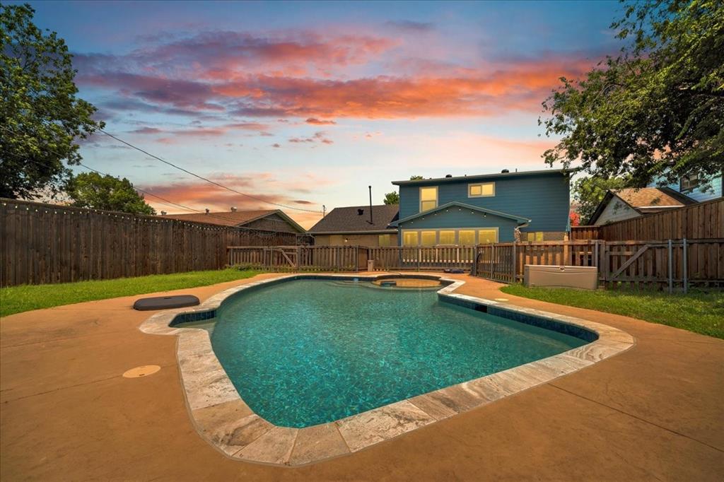 1401 Greentree Lane — photo