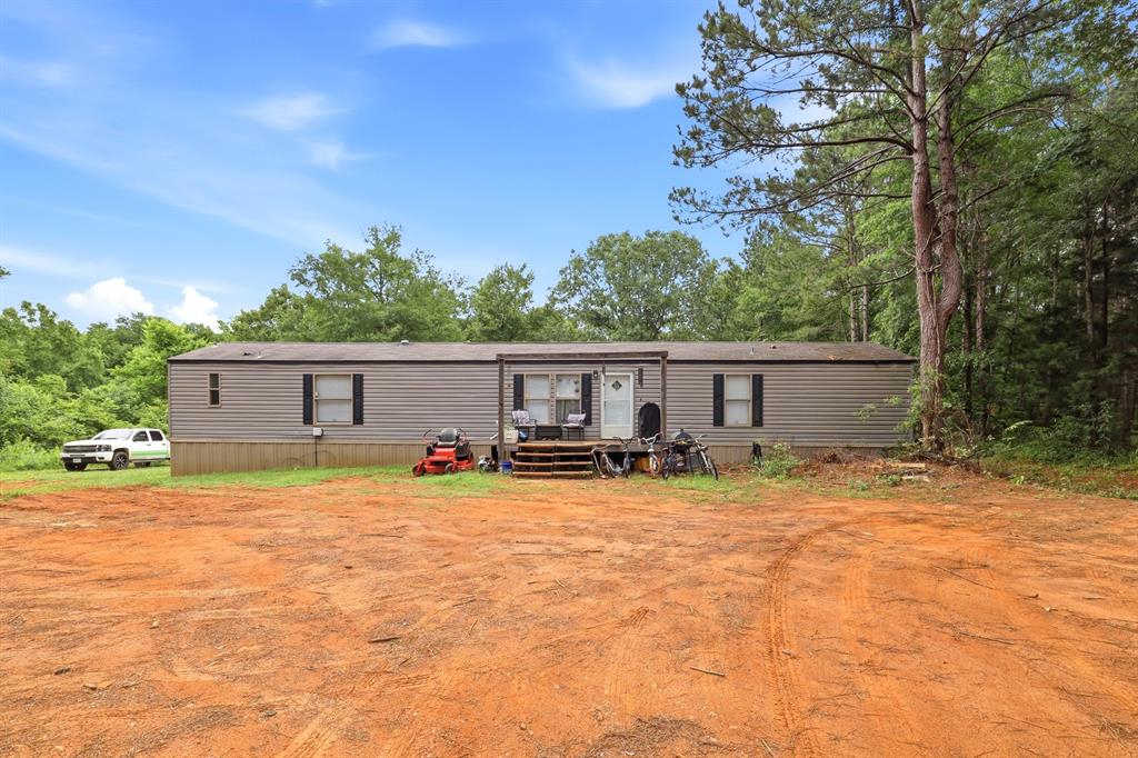 6194 FM 19 — photo