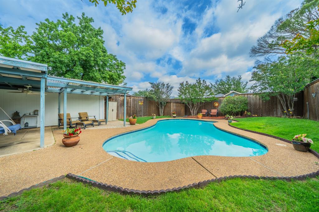1605 Brighton Drive — photo