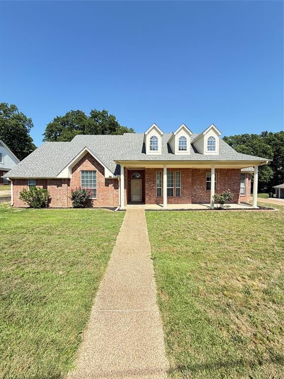 3814 Lamb Drive — photo