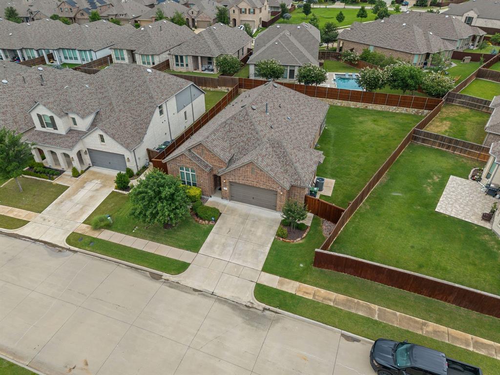 3912 Primrose Drive — photo
