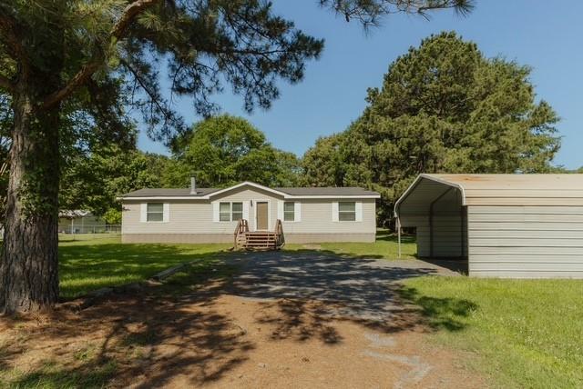 135 Princeton Lane E — photo