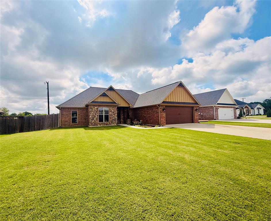 330 Koby Circle — photo