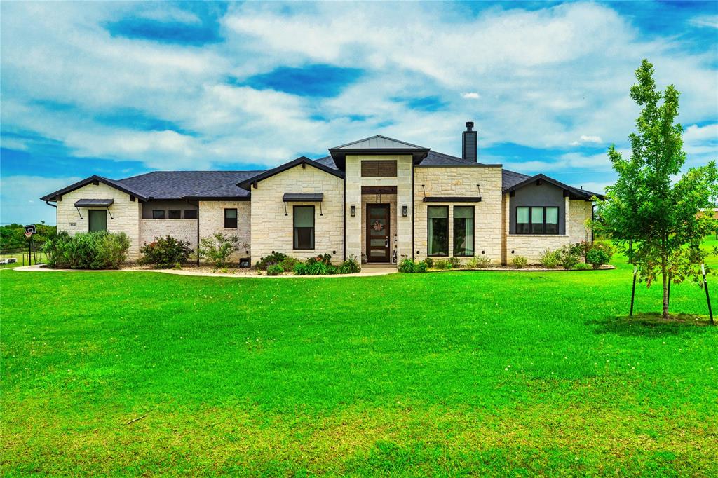 1024 Henry Way — photo