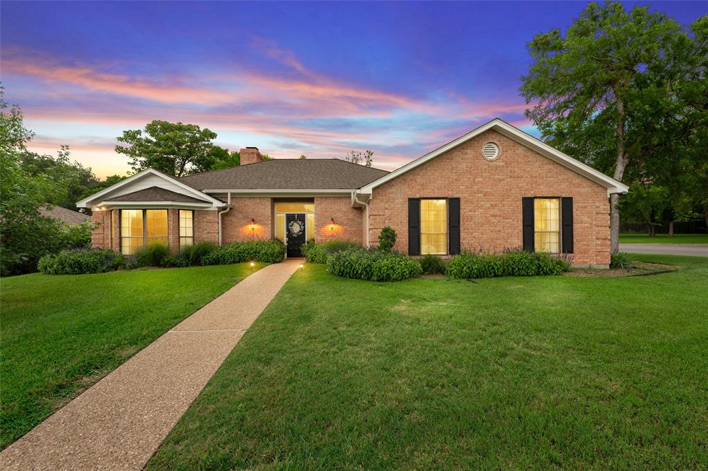 3400 Hearthwood Circle — photo
