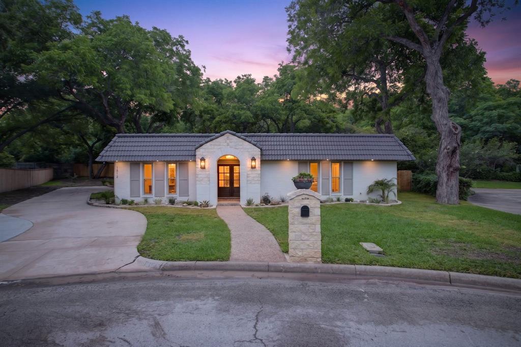 1512 Northcrest Court — photo