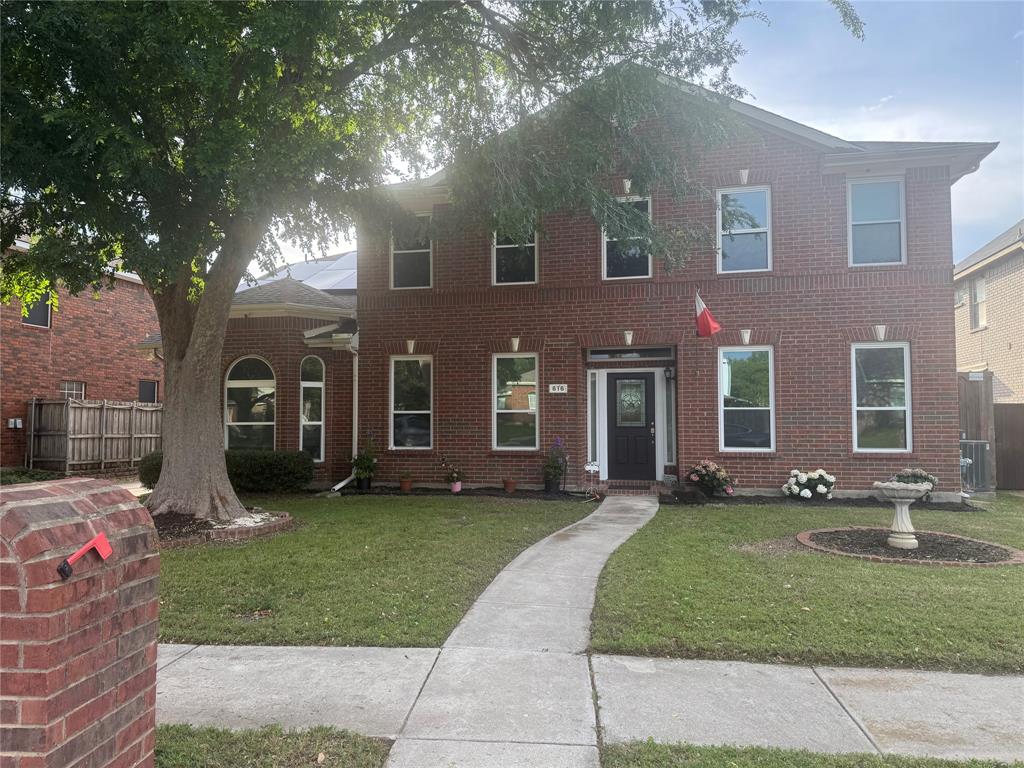 616 Huntington Lane — photo