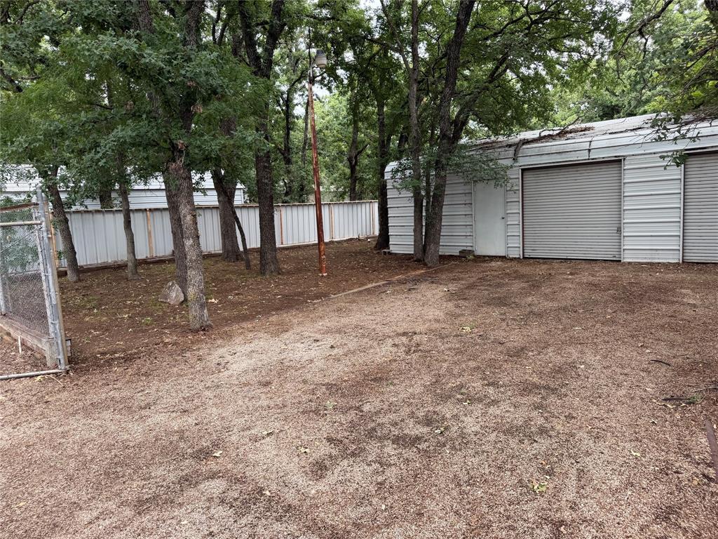 2141 Redbud Drive — photo
