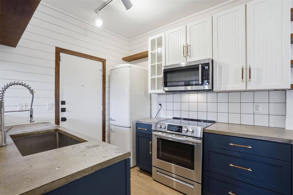 5616 Preston Oaks Road 1601 — photo