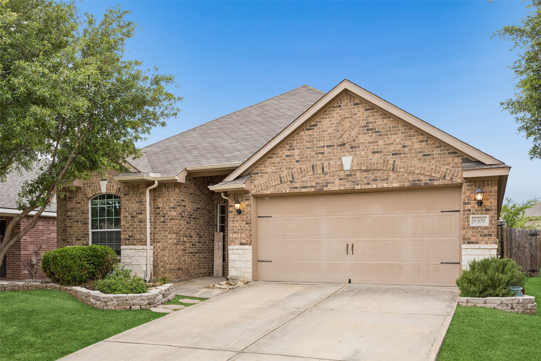 6309 Spring Ranch Drive, Fort Worth, TX 76179 — photo 2