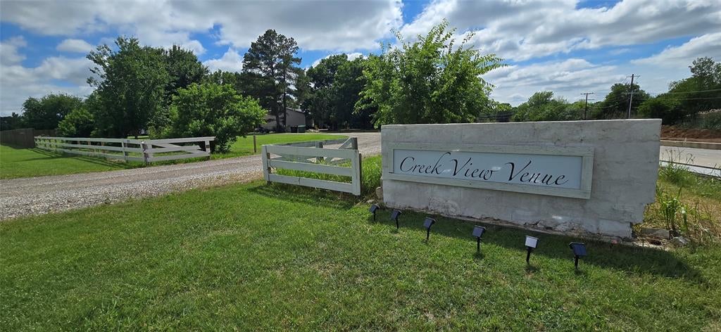 18351 Creekview Road — photo