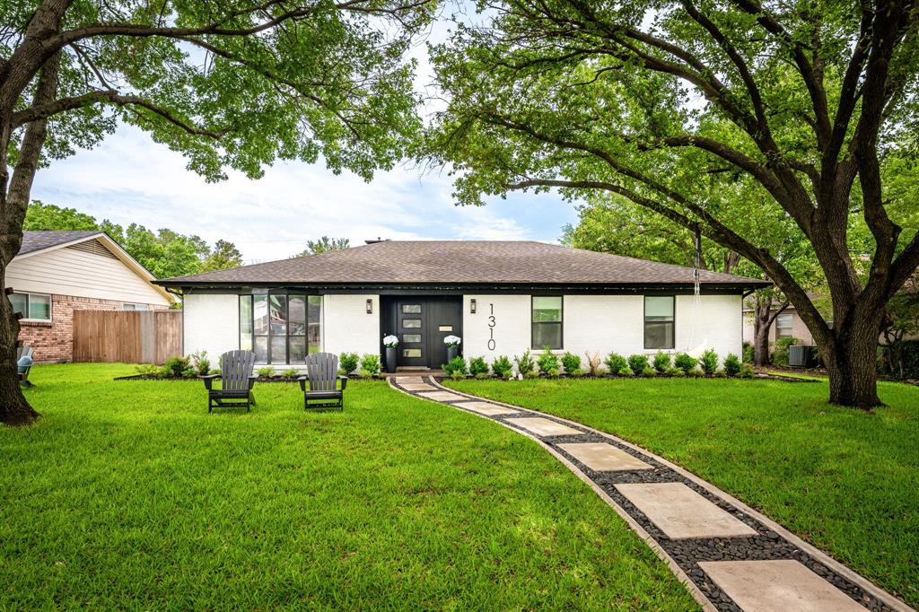 1310 Seminole Drive — photo