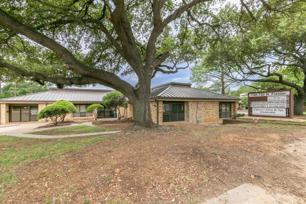 736 N Fielder Road 760 — photo