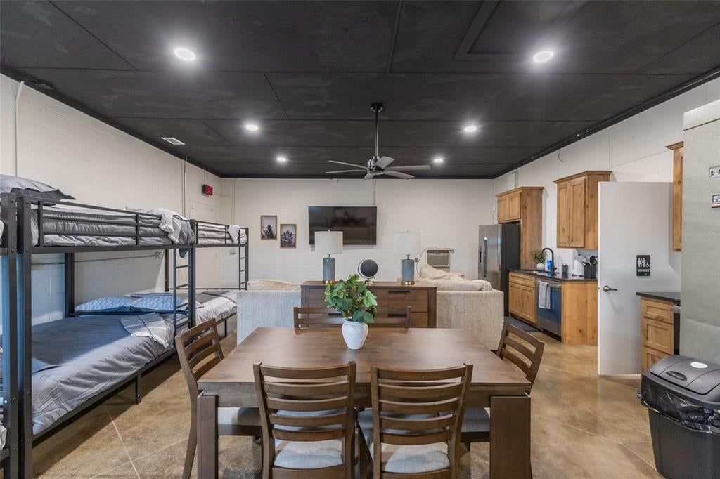 381 N FM 707 — photo