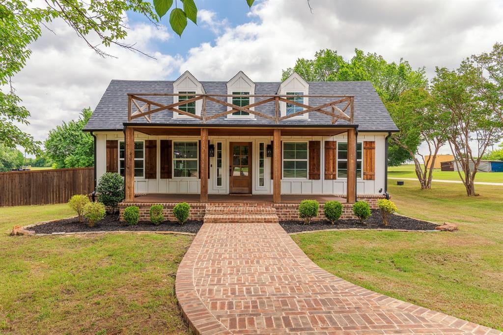1305 N John Douglas Road — photo
