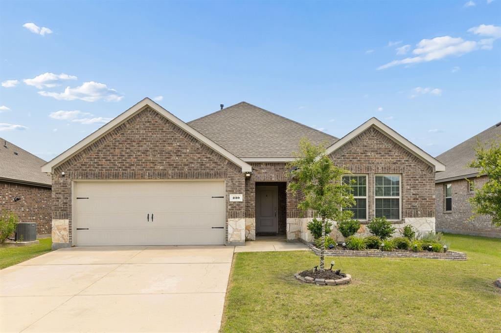 230 Mockingbird Way — photo