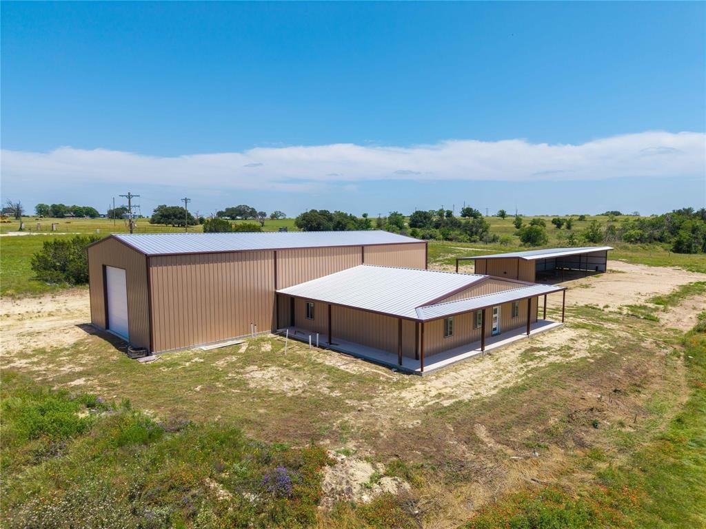 3885 CR 522 B — photo