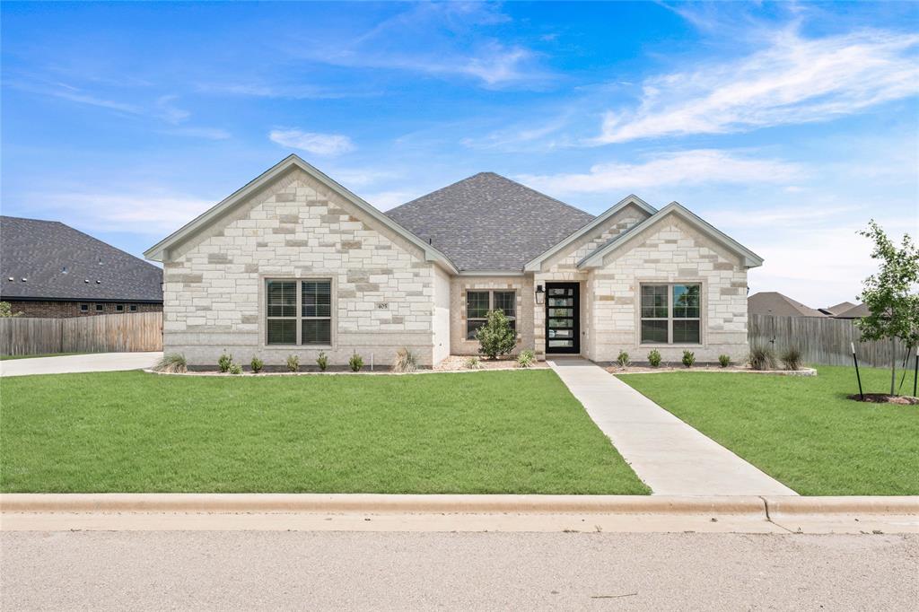 405 Willow Drive — photo