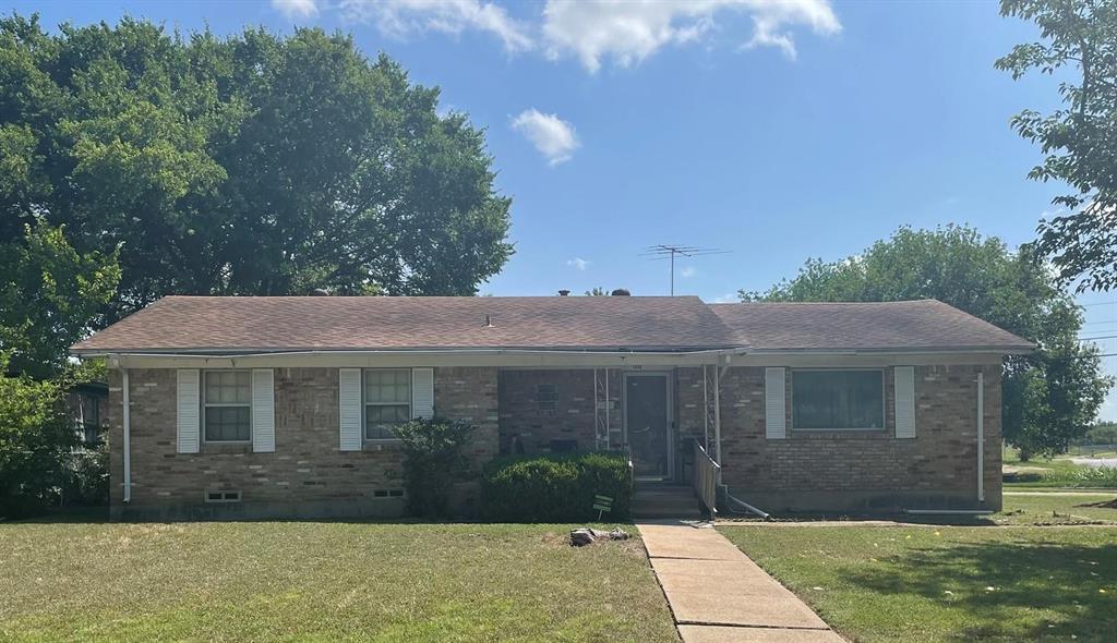 1838 Oak Hill Circle — photo