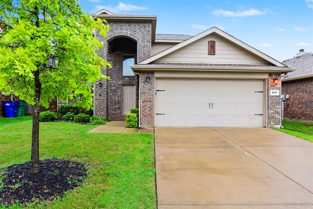 1009 N Churchill Drive — photo