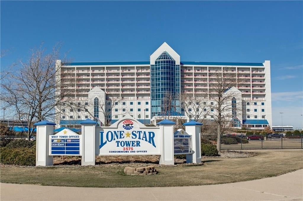3575 Lone Star Circle 605 — photo