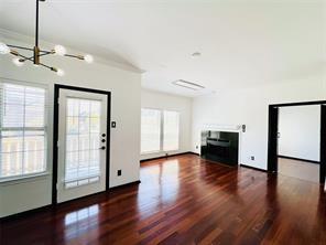 1700 Amelia Court 126 — photo