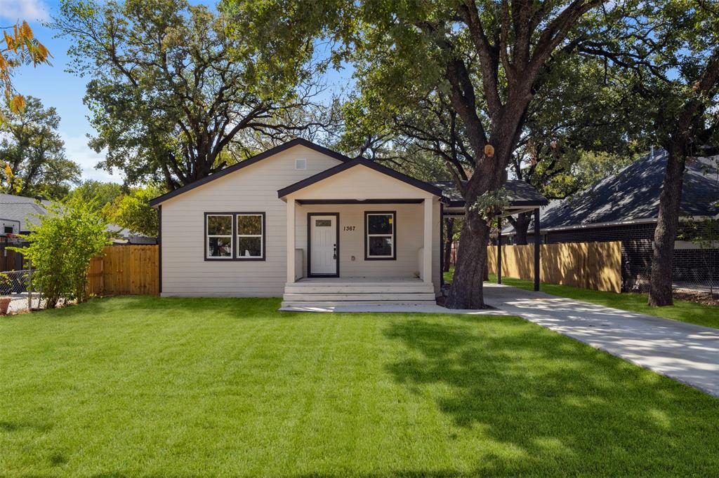 1367 Friendship Drive — photo