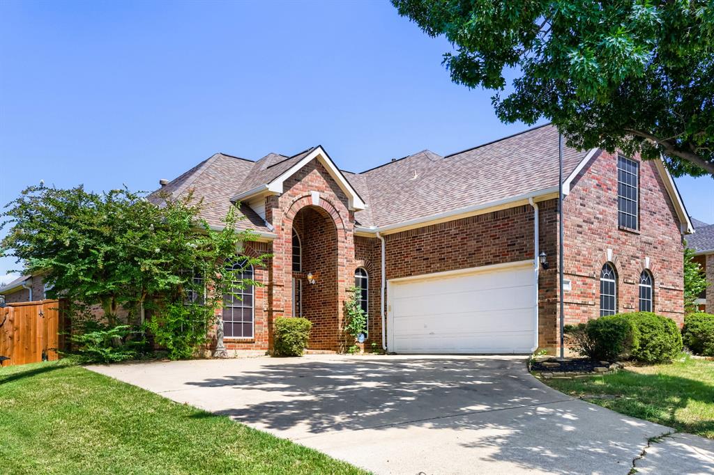 2066 Fair Oaks Circle — photo