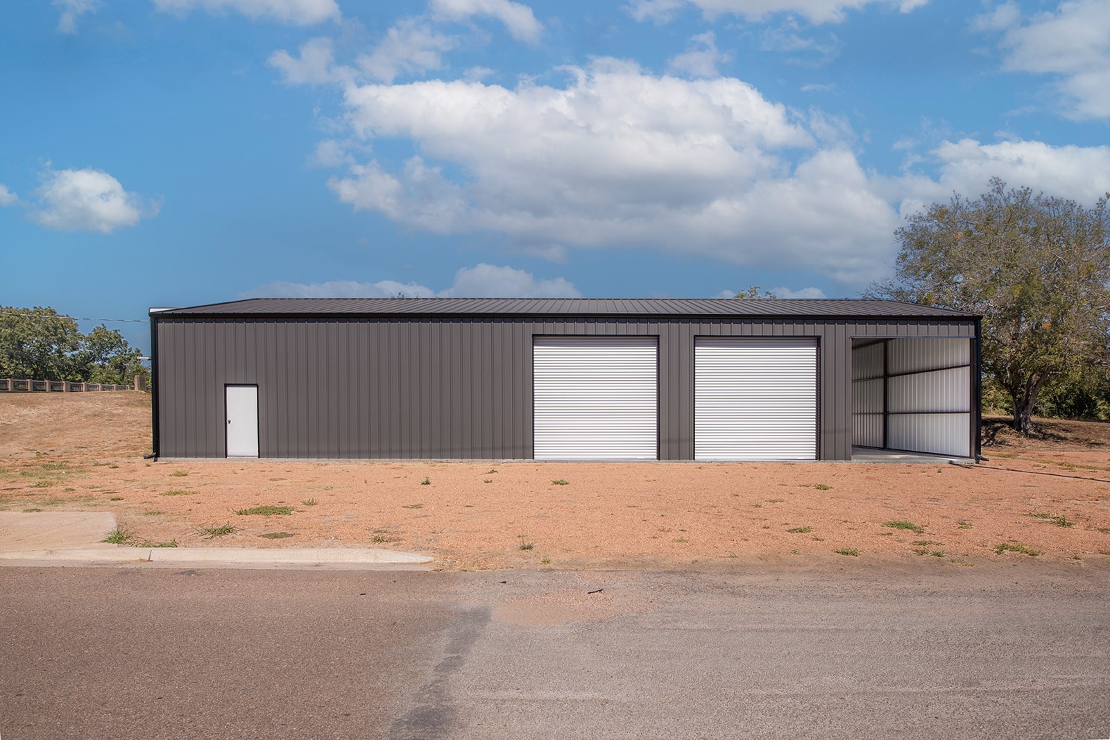 101 Richards, Brady, TX 76825 — photo 2